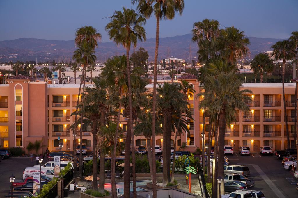 Grand Legacy At The Park Anaheim